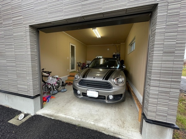 中沼1条2丁目 築3年の戸建 アメカジ風の注文住宅です 北海道札幌市東区中沼一条2丁目 2 780万円の中古一戸建て 中古住宅や中古 物件情報 センチュリー21アルガホーム