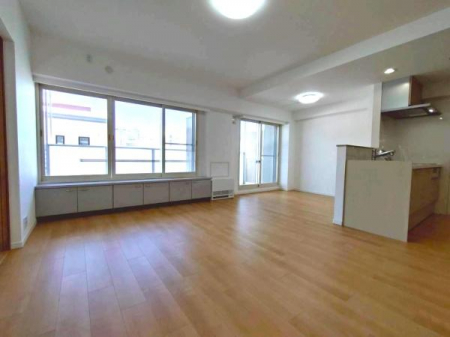 ���r���O�@-