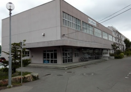 ���ӊ��@-