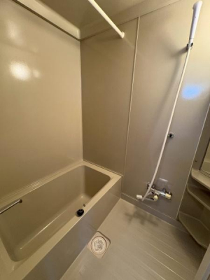 �����@�������X�y�[�X�̂��闁��