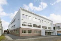 ���ӊ��@-