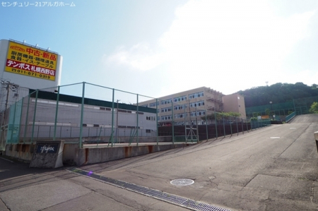 ���ӊ��@-