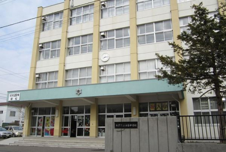 ���ӊ��@-