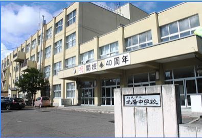 ���ӊ��@-