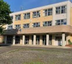 ���ӊ��@-