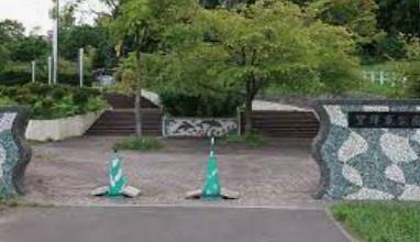 ���ӊ��@-