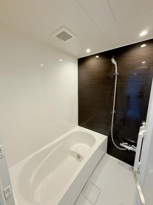 �����@�z�e�����C�N�ȗ����Ń����b�N�X�o�X�^�C����L�������ł��q���܂ƈꏏ�ɓ����Ă��������B