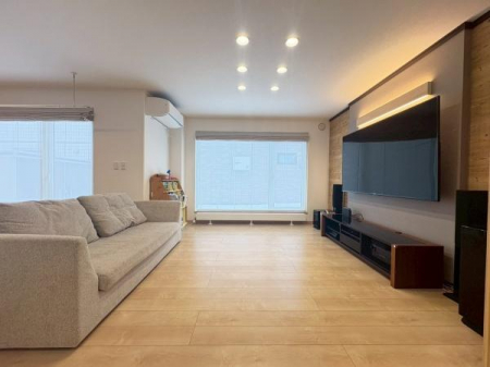 ���r���O�@-