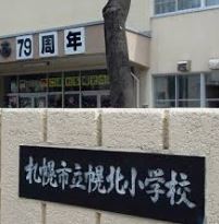 ���ӊ��@-