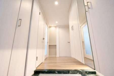 ���ց@��Ƃ肠�錺�փX�y�[�X�ƘL���B�~���[�t�����[�ōL�������A���[���[�����Ă��܂��B