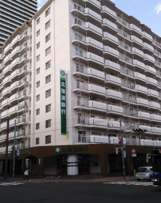 ���ӊ��@-