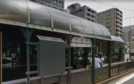 ���ӊ��@-