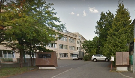 ���ӊ��@-