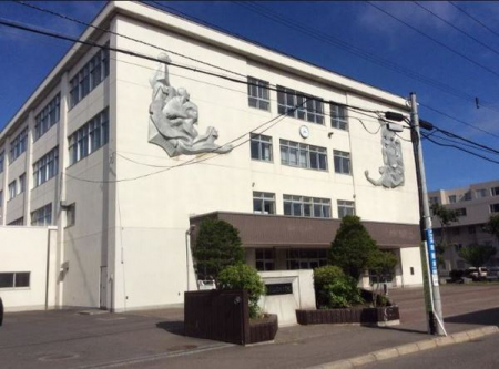 ���ӊ��@-