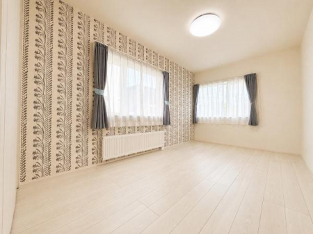 �m���@-