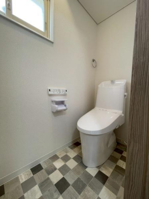 �g�C���@�����t���Ŏ��R�������芷�C�����₷�����K�ȃg�C���ł��B���삵�₷���Ǌ|�������R���̉������֍��ł��B

